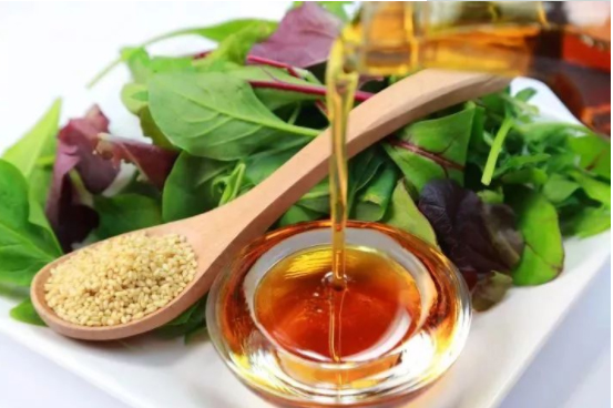 你對芝麻油的奇妙用途了解多少？別只用它來拌蔬菜！